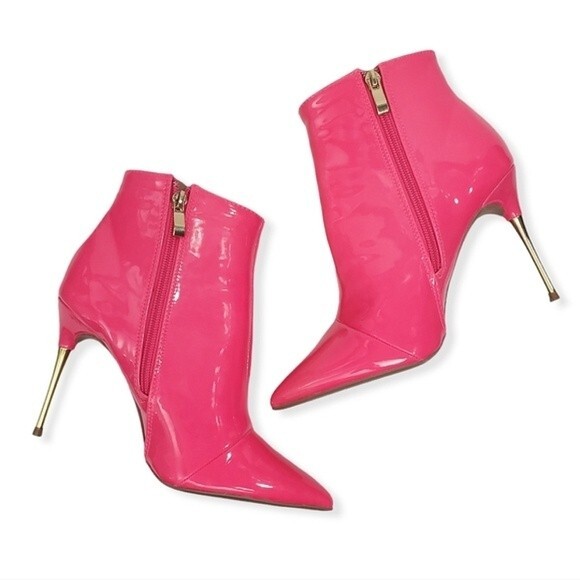 Barbie Girl Pointed Toe Gold Heel Booties Size 6 - Picture 3 of 15